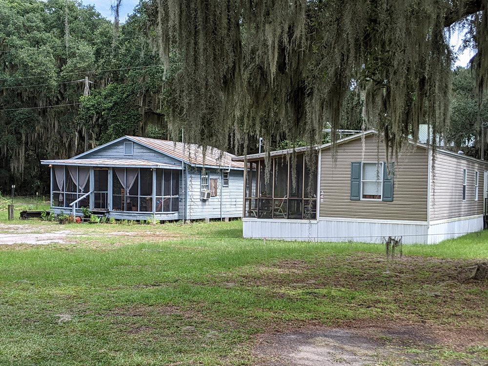 The exterior of two small houses on Sapelo Island.