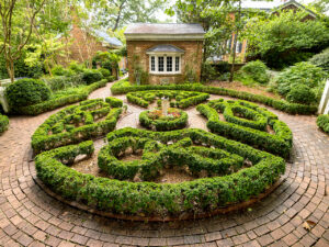 Founders Memorial Garden - Box Garden